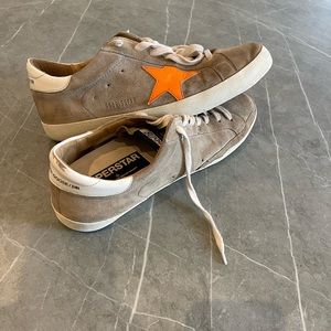 Golden goose superstars. Size 44. In great condition. Lightly used